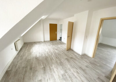 2 Zimmer Wohnung Raum 1